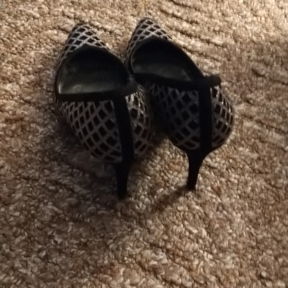 Shoes - Picture 3 of 3